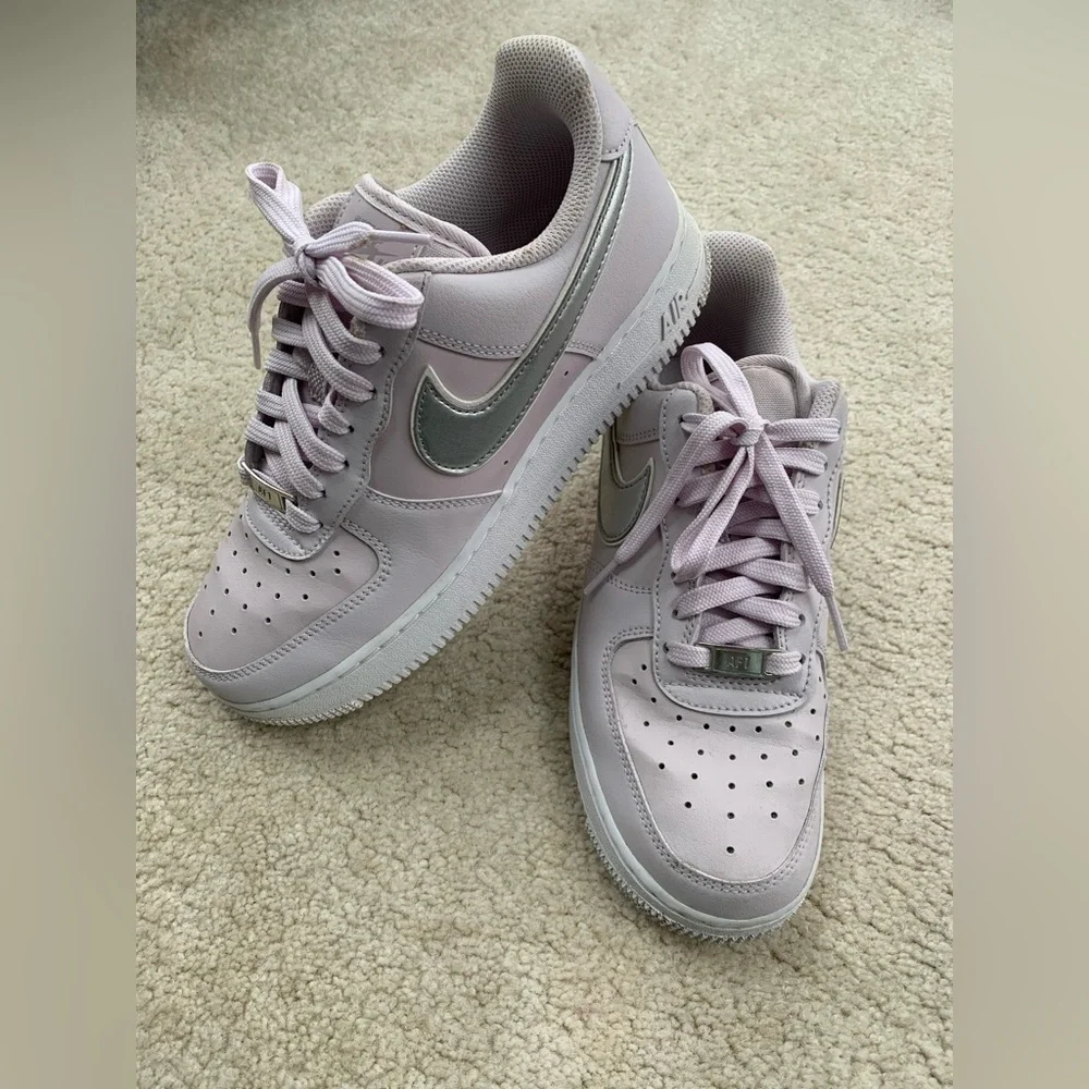 Nike Size 8 Air Force 1 ‘07 Essential Venice Metallic Silver Lilac Low Sneakers